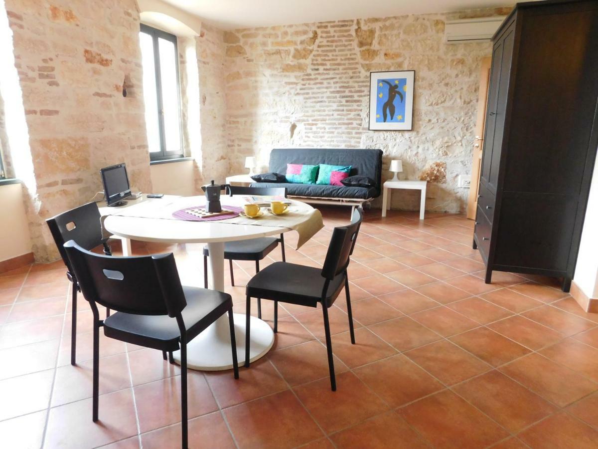 Rovinj'S Flowers Apartments Exterior photo